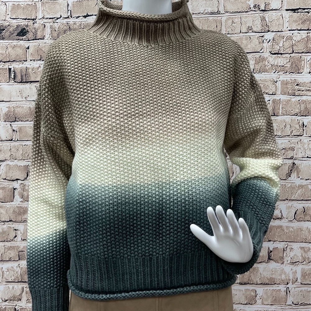 COLOR BLOCK SWEATER